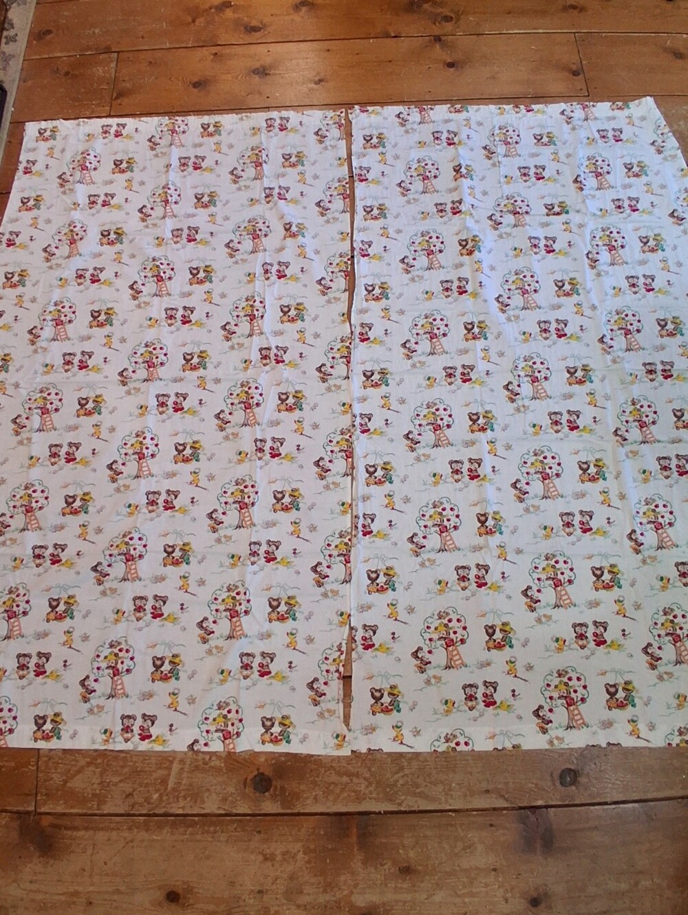 Vintage Childs Curtains With Adorable Bears Picking Apples.